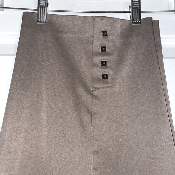 Larry Levine Capris - Picture 3 of 6